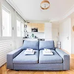 Superb Trocadero Eiffel Tower Apartment